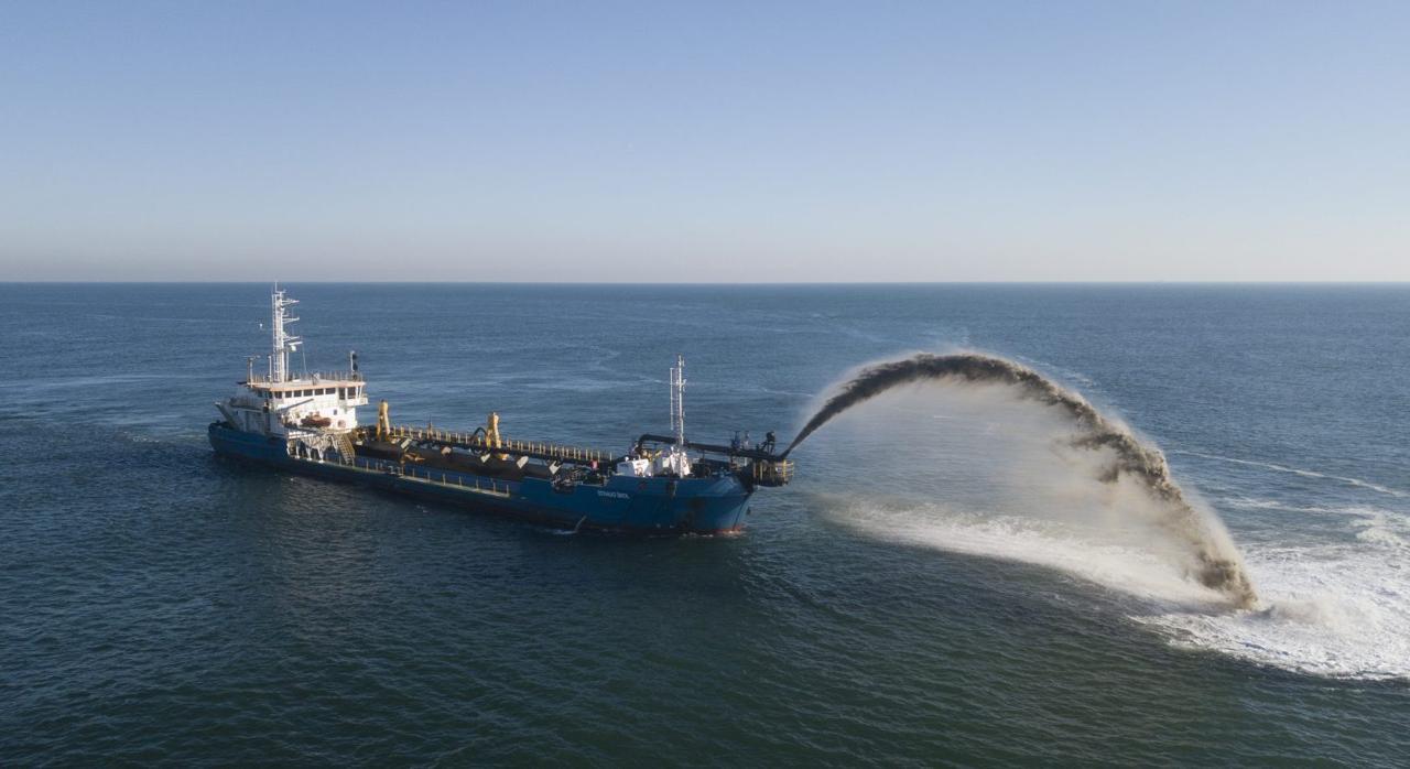 Trailing Suction Dredging